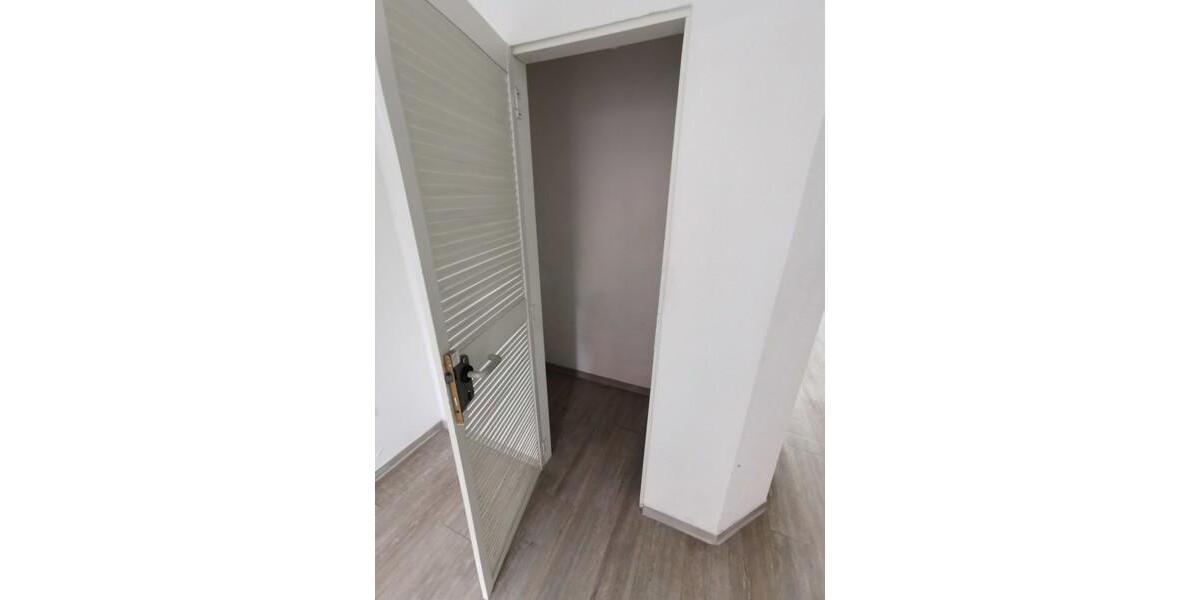 Erdgeschoßwohnung Gelsenkirchen Gelsenkirchen-Mitte - 2.5 Zimmer, 52 m&sup2;, 393&euro; | Angebot:24268742