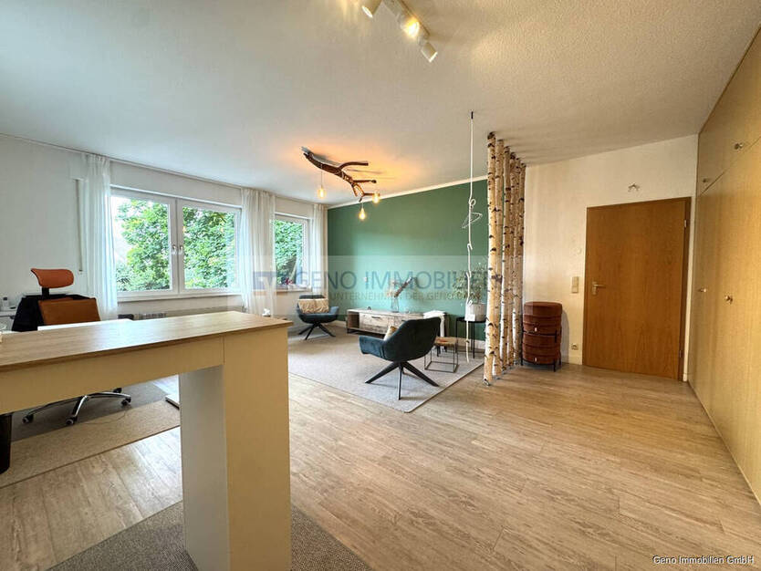 Büro-Praxisfläche im Essener Süden!