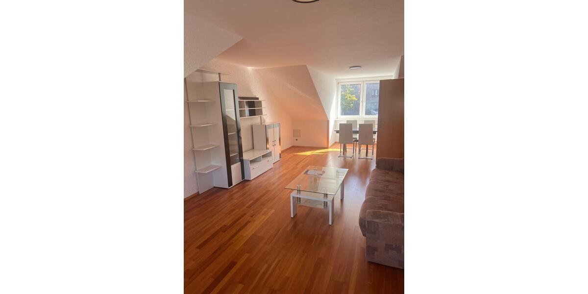 Dachgeschoßwohnung Wuppertal Elberfeld - 1 Zimmer, 65 m&sup2;, 800&euro; | Angebot:26103002