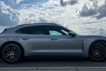 Porsche Taycan 22.500 km 71.500 &euro; Bochum 44803