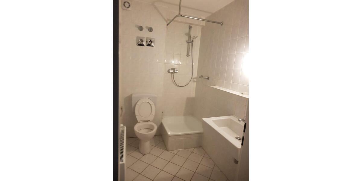 1-Zi-Apart-25-qm, BadKüche 0157- 34484360 1 zimmer