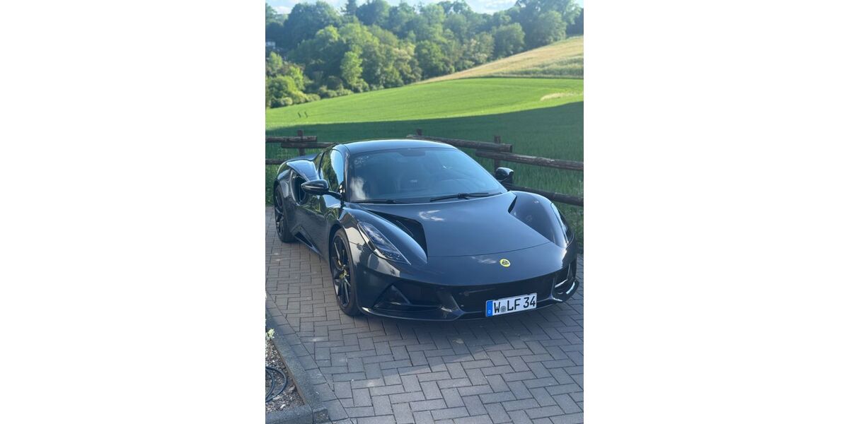 Lotus Emira 14.000 km 82.900 &euro; Wuppertal 42327