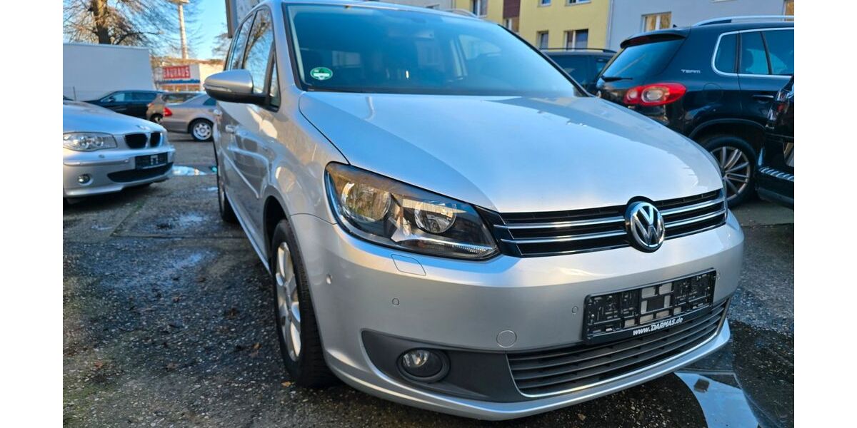 VW Touran 171.000 km 10.100 &euro; Essen 45144
