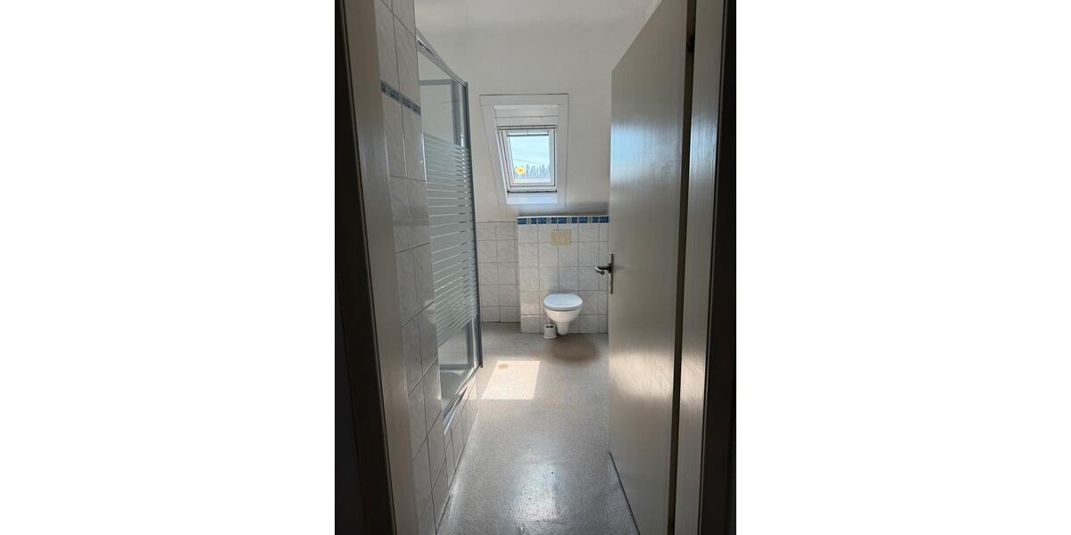 Dachgeschoßwohnung Recklinghausen Grullbad - 3 Zimmer, 78 m&sup2;, 562&euro; | Angebot:26220395