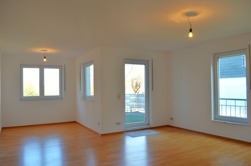 Großzügige helle 2 Zimmer mit 2 Balkonen in guter Lage Nähe Barmer AnlagenToelleturm! - Erdgeschoßwohnung Wuppertal Heckinghausen | Angebot:25383132