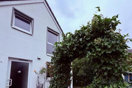 Einfamilienhaus mit Garten und Garage zimmer