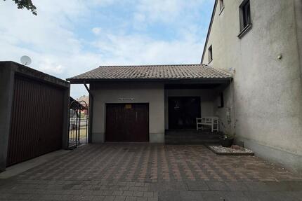 Haus Duisburg Angerhausen - 5 Zimmer, 180 m&sup2;, 550.000&euro; | Angebot:27097088