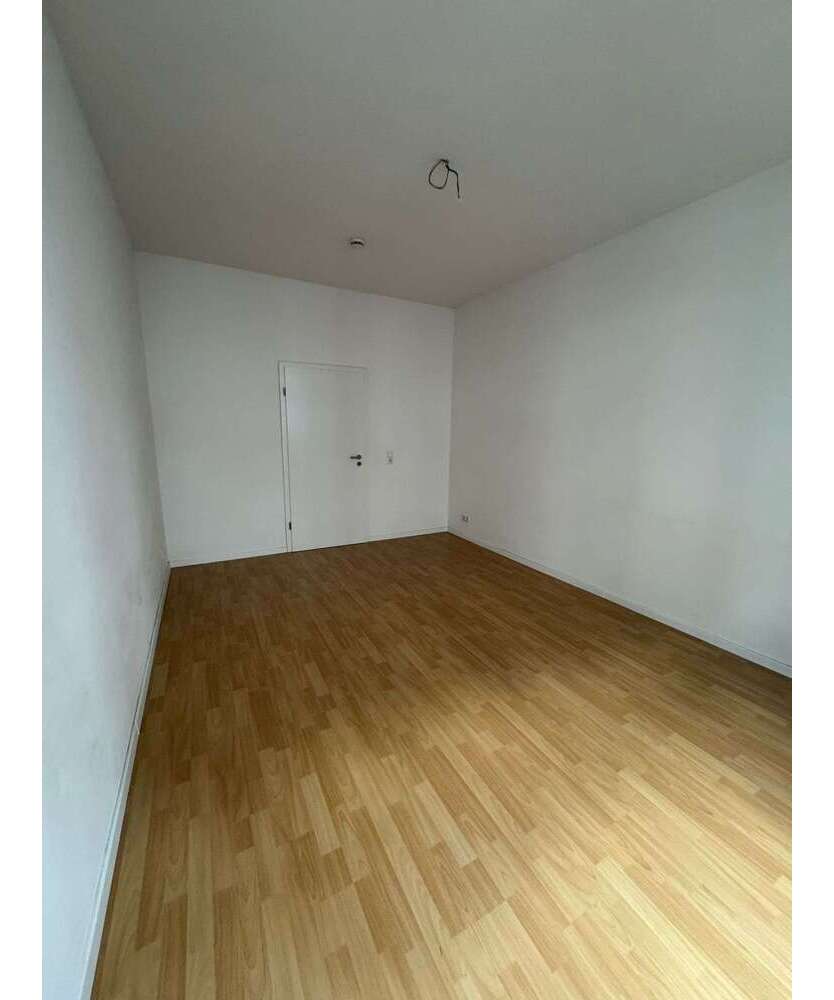 Wohnung zum Mieten in Wuppertal 275 € 31 m²