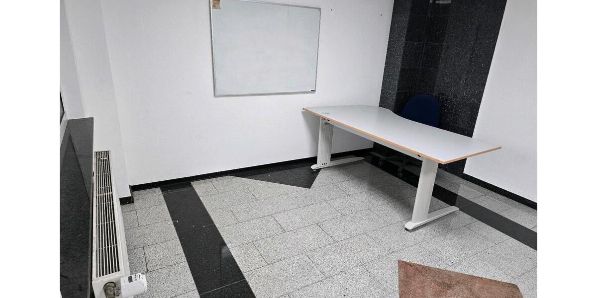 Halle Lager zu vermieten 198 m2 in Dortmund Kley Büro Starkstrom zimmer