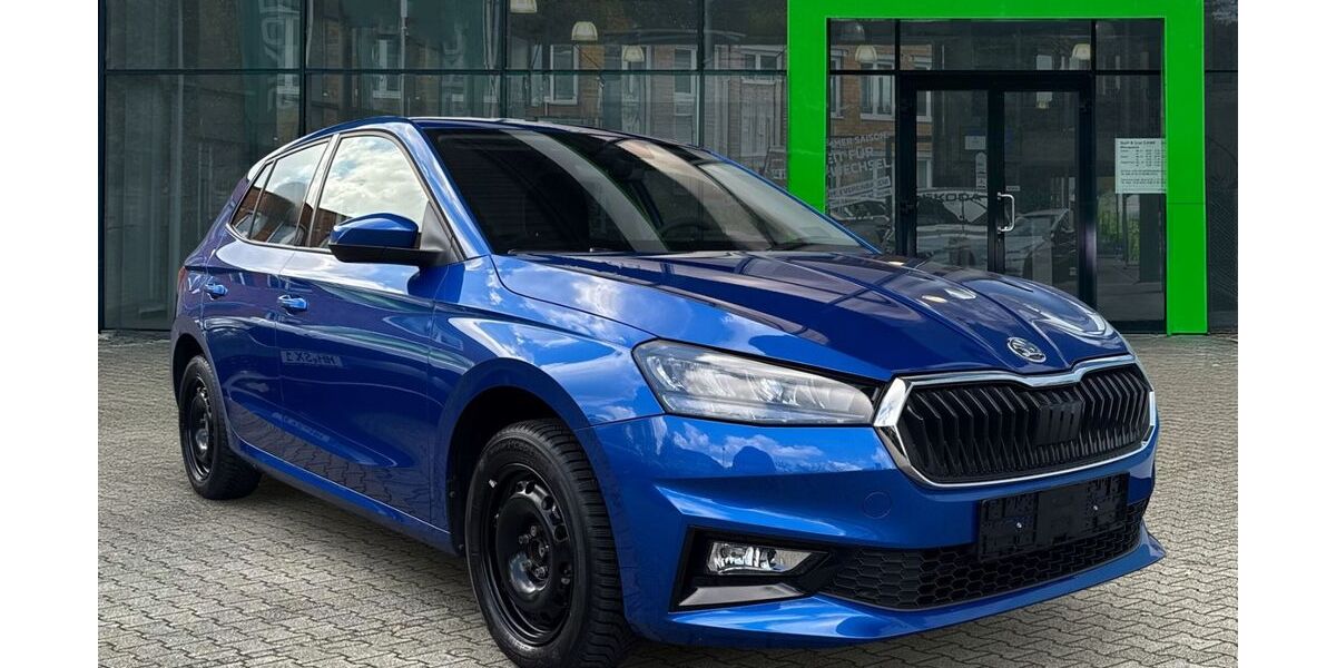 Skoda Fabia 9.500 km 16.990 &euro; Mülheim an der Ruhr 45479