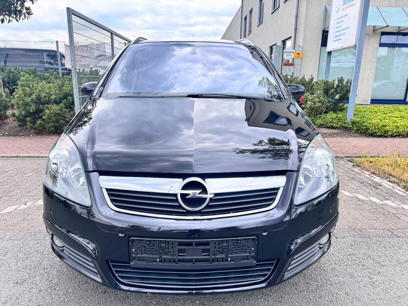 Opel Zafira 181.291 km 3.499 € Oberhausen 46047