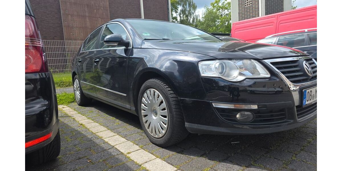 VW Passat 213.500 km 2.500 &euro; Oberhausen 46119