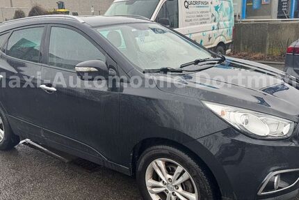 Hyundai ix35 205.000 km 5.999 &euro; dortmund 44369