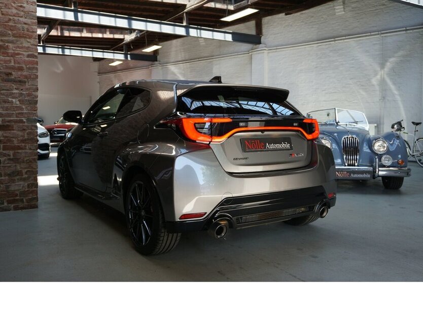 Yaris GR High Performance Autom. Navi Kamera