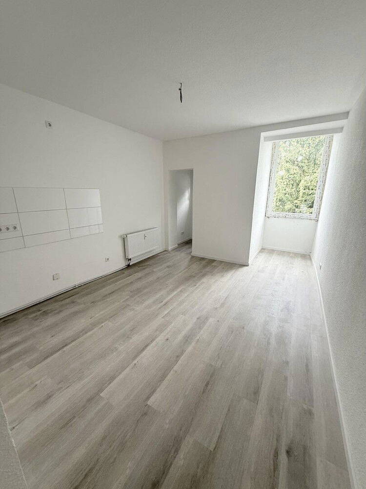 7 Wohneinheiten zu vermieten (2,5 und 3,5 Zimmer) - Bitte Anzeige lesen!