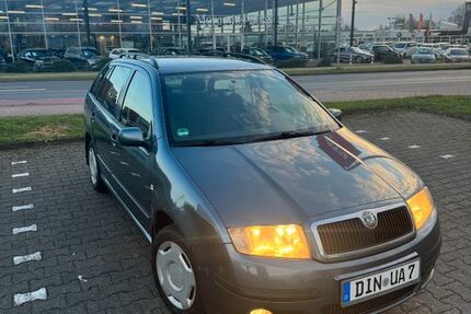 Skoda Fabia 221.500 km 1.700 &euro; Dinslaken 46535