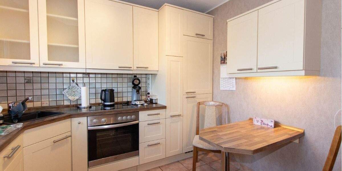 Reihenmittelhaus mit großzügigem Dachgeschoss #Garage #ruhige Lage 5 zimmer