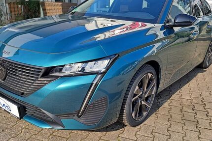 Peugeot 308 28.362 km 21.990 &euro; Essen 45307