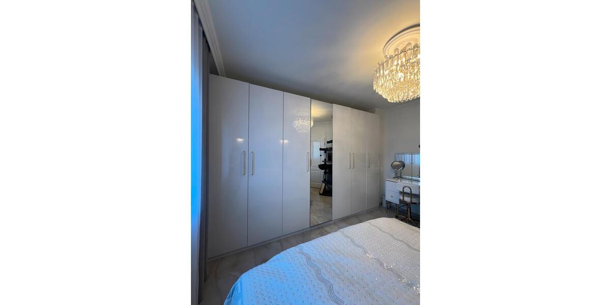 Erdgeschoßwohnung Oberhausen Rothebusch - 4.5 Zimmer, 130 m&sup2;, 1.600&euro; | Angebot:26238290