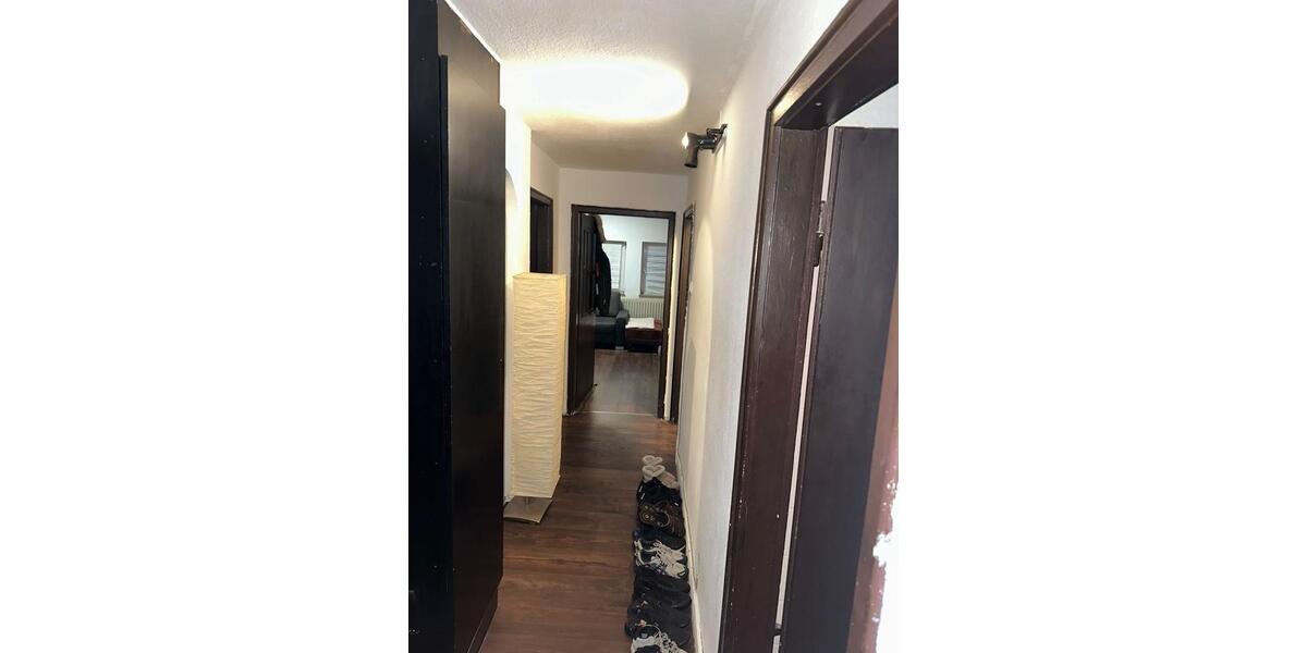 Dachgeschoßwohnung Duisburg Angerhausen - 3 Zimmer, 60 m&sup2;, 570&euro; | Angebot:25131180