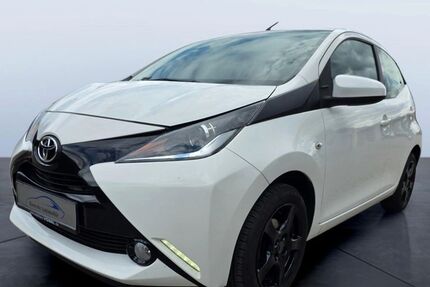 Toyota Aygo (X) 115.100 km 6.999 &euro; Gelsenkirchen 45897