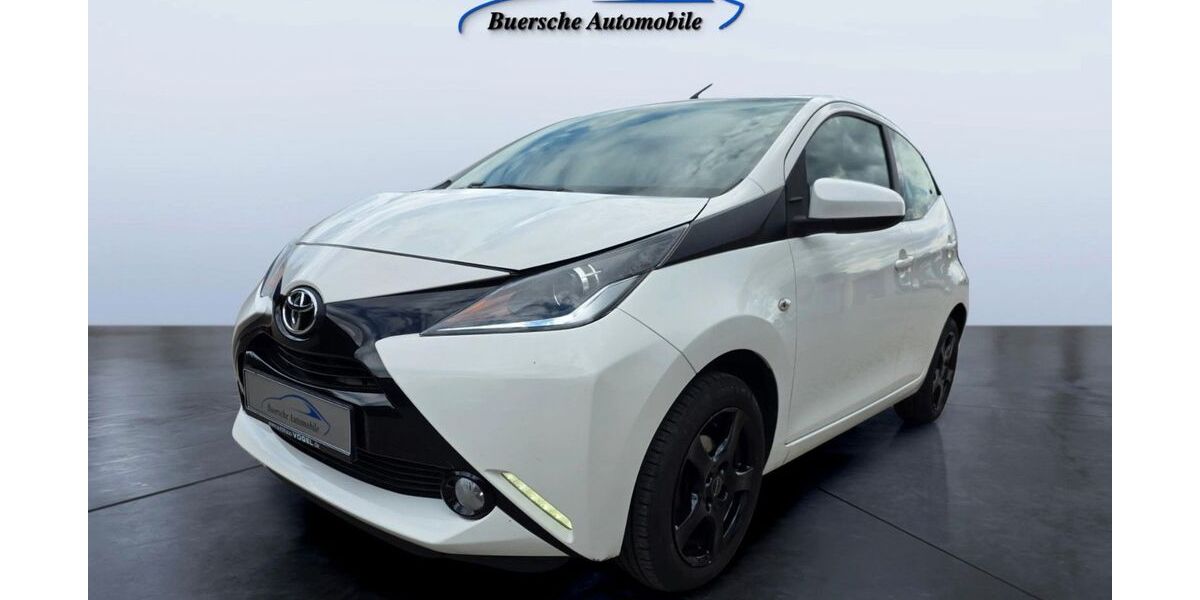 Toyota Aygo (X) 115.100 km 6.999 &euro; Gelsenkirchen 45897