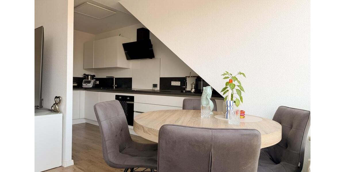 Dachgeschoßwohnung Duisburg Huckingen - 3 Zimmer, 70 m&sup2;, 200.000&euro; | Angebot:27425714