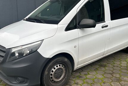 Mercedes-Benz Vito 192.000 km 15.000 € Gelsenkirchen 45886
