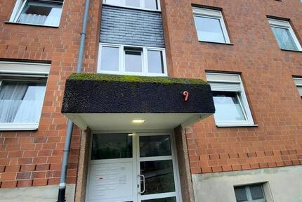 Bei VIVAWEST die Sonnenstrahlen auf der eigenen Terrasse genießen. 2.5 zimmer