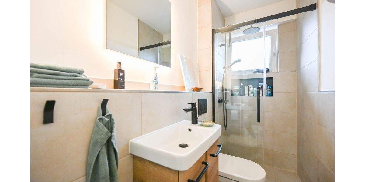 Etagenwohnung Hattingen - 3 Zimmer, 96 m&sup2;, 239.000&euro; | Angebot:25389070