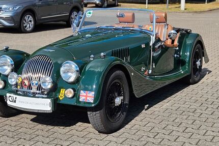 Morgan 4/4 42.500 km 43.900 &euro; Marl 45770