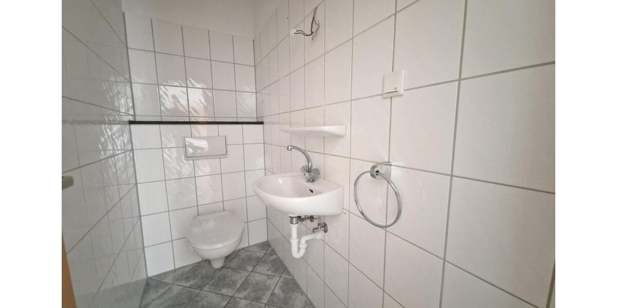 Etagenwohnung Duisburg Mittelmeiderich - 3.5 Zimmer, 71 m&sup2;, 583&euro; | Angebot:26329901