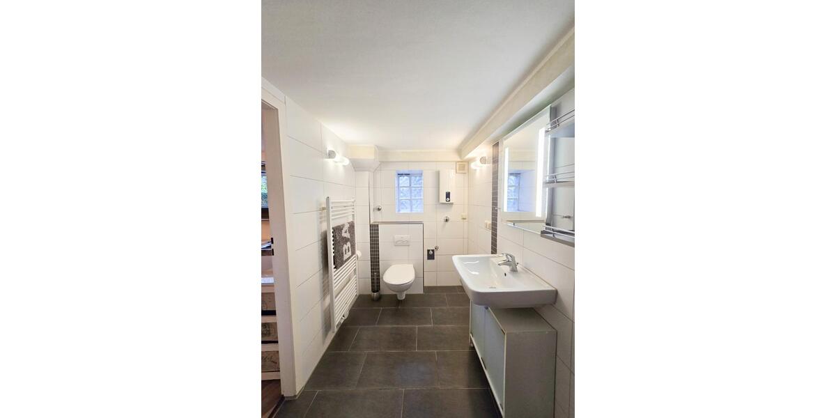 Etagenwohnung Essen Stadtbezirk II - 1 Zimmer, 21 m&sup2;, 300&euro; | Angebot:25305577