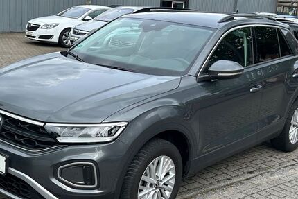 VW T-Roc 48.800 km 17.299 &euro; Mülheim / Ruhr 45473
