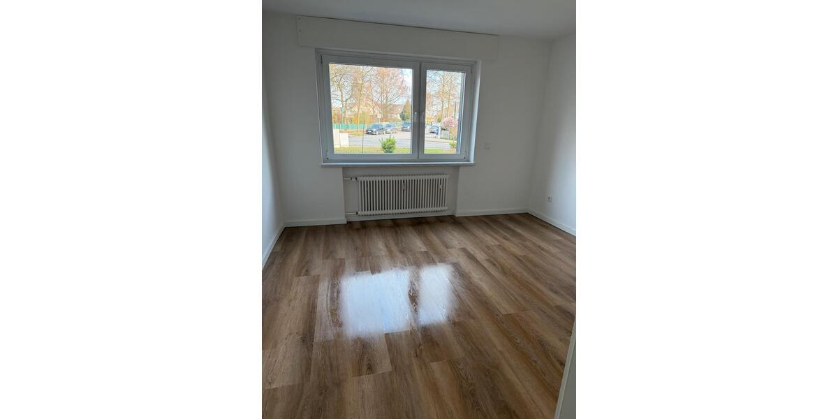 Erdgeschoßwohnung Duisburg Hamborn - 3.5 Zimmer, 71 m&sup2;, 710&euro; | Angebot:25547526
