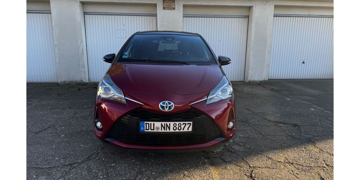 Toyota Yaris 84.300 km 12.990 &euro; Duisburg 47167