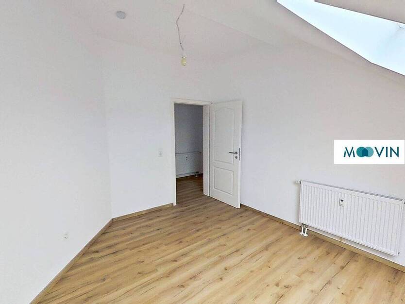 Bezaubernde und frisch modernisierte 3-Zimmer-AltbauWohnung mit Tageslichtbad