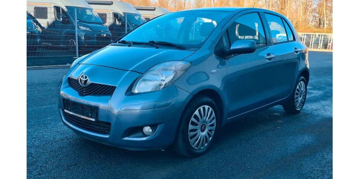 Toyota Yaris 236.478 km 2.790 &euro; Essen 45309