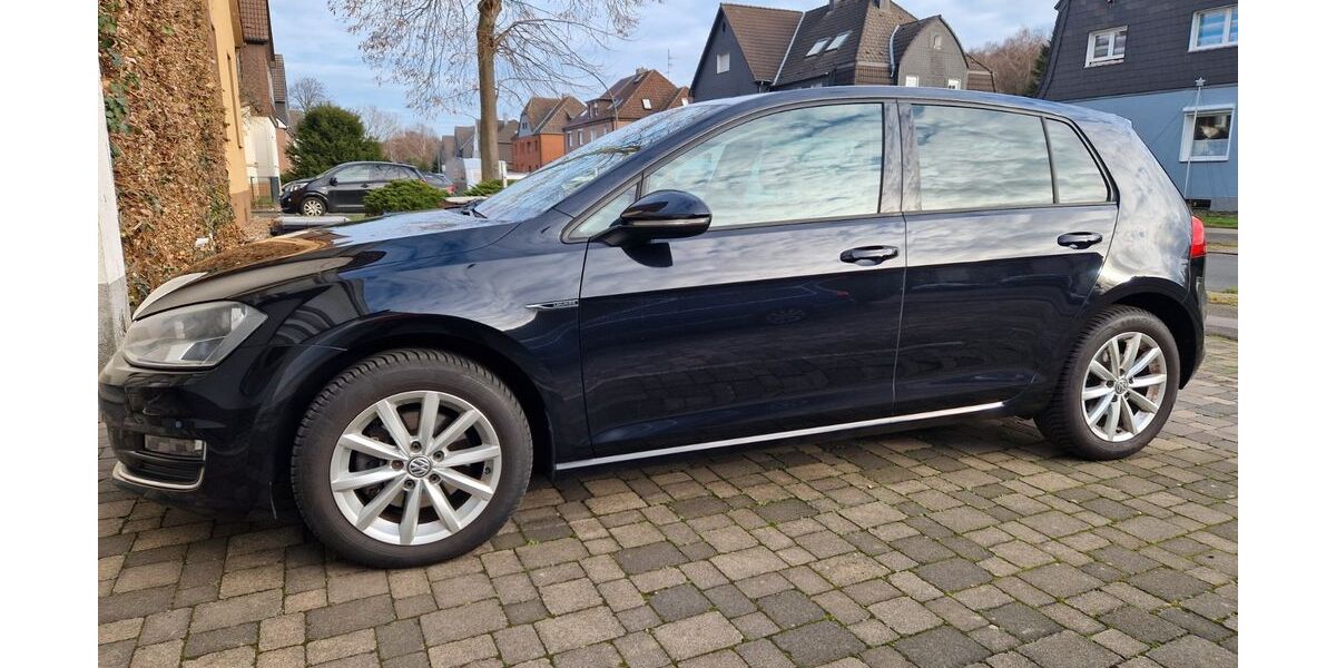 VW Golf 175.000 km 9.450 &euro; Castrop-Rauxel 44577