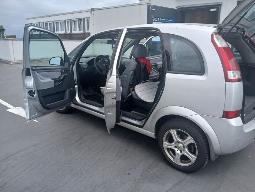 Opel Meriva 150.000 km 1.800 € Gelsenkirchen 45896