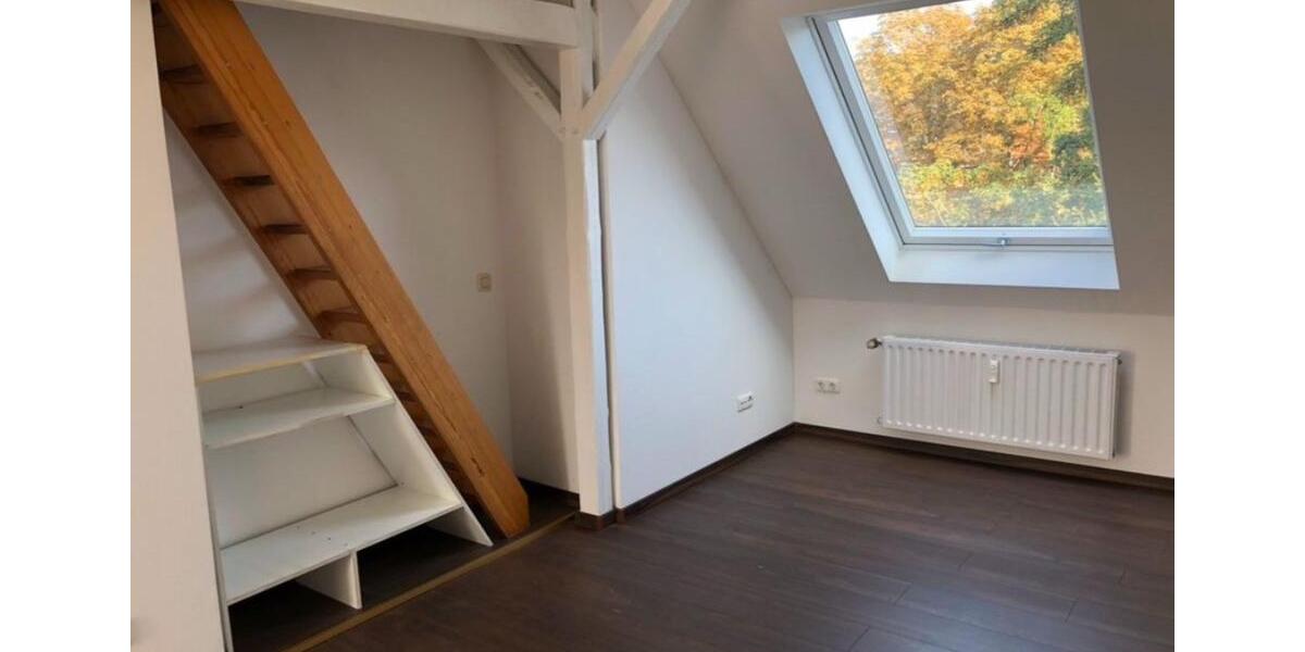 Möblierte 1,5-Zimmer-Wohnung mit Balkon (befristet) All-Inklusive 1.5 zimmer