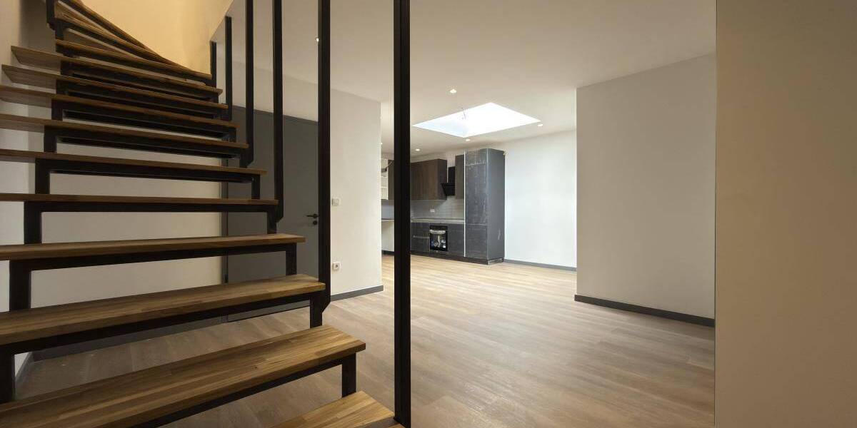 Etagenwohnung Oberhausen Altstadt-Süd - 2 Zimmer, 115 m&sup2;, 1.285&euro; | Angebot:26029693
