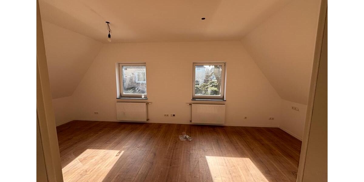 Doppelhaushälfte Mülheim an der Ruhr Menden-Holthausen - 3 Zimmer, 105 m&sup2;, 1.700&euro; | Angebot:25268694