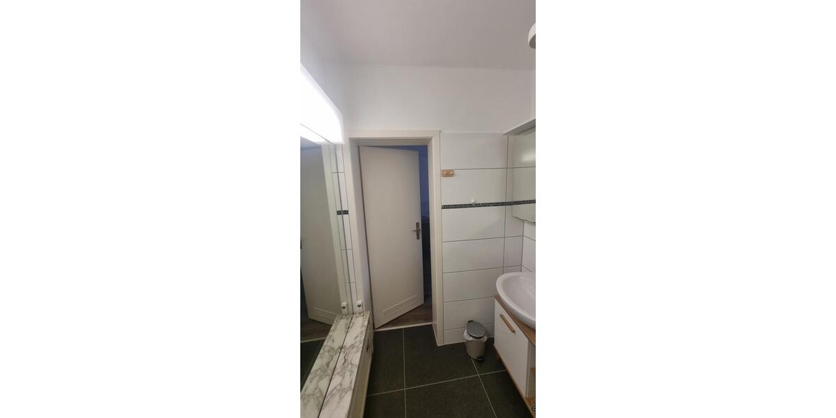 Etagenwohnung Essen Stadtbezirk II - 1.5 Zimmer, 32 m&sup2;, 550&euro; | Angebot:26384683