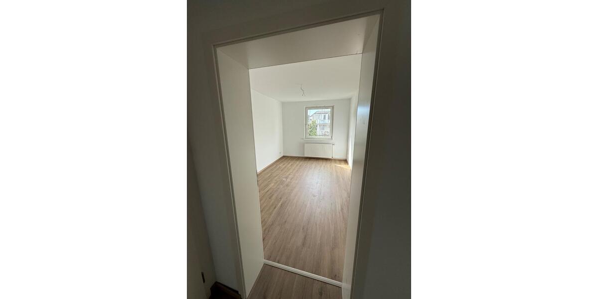 Etagenwohnung Bochum - 4 Zimmer, 73 m&sup2;, 693&euro; | Angebot:26375173