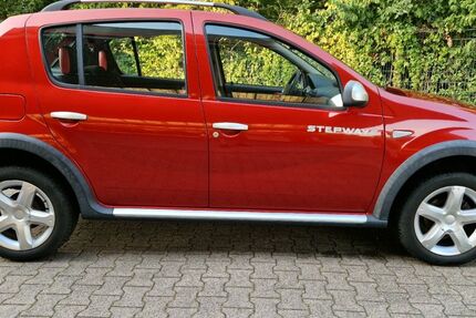 Dacia Sandero 108.000 km 5.987 &euro; Gelsenkirchen 45881