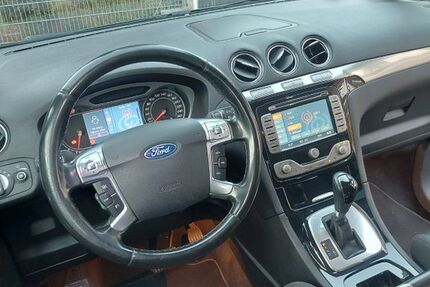 Ford S-Max 208.000 km 3.500 &euro; Essen 45355