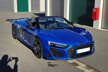 Audi R8