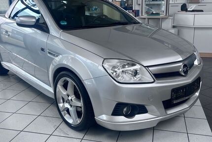 Opel Tigra 84.463 km 5.000 € Gelsenkirchen 45892