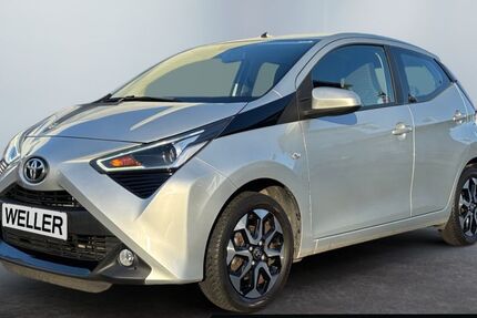Toyota Aygo (X) 51.655 km 10.790 &euro; Dortmund 44143